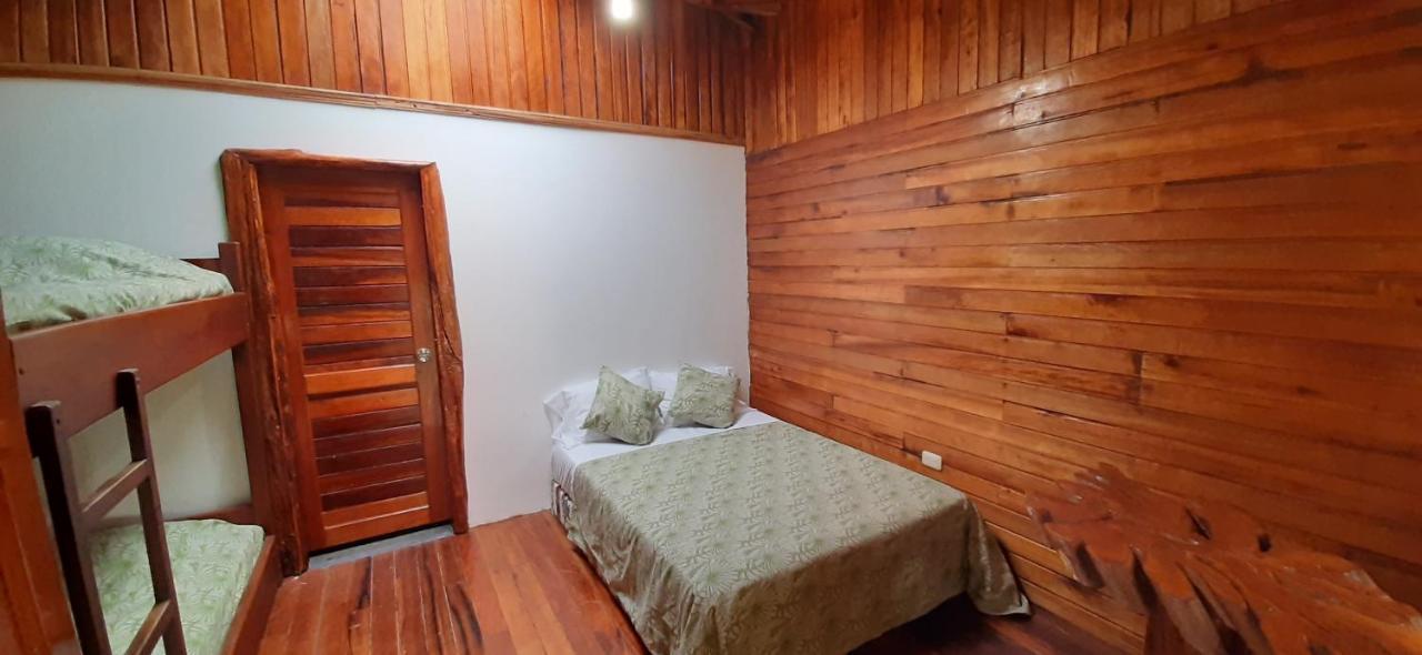 Guest House Great Hostels Amazon Puyo Exterior photo